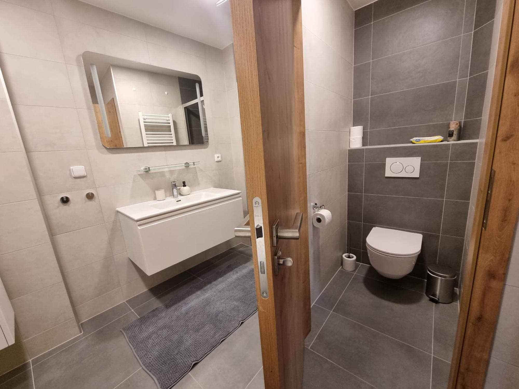 Velky Byt 3+Kk Klicperova, 2 Loznice Hradec Kralove Bagian luar foto